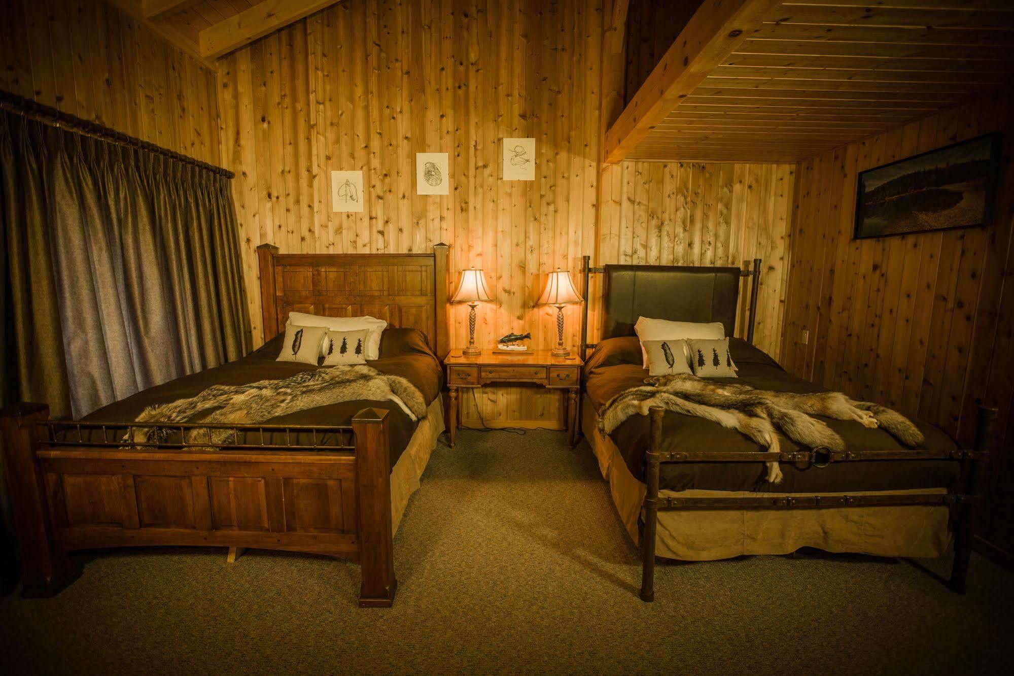Bear Claw Lodge Kispiox Exterior photo