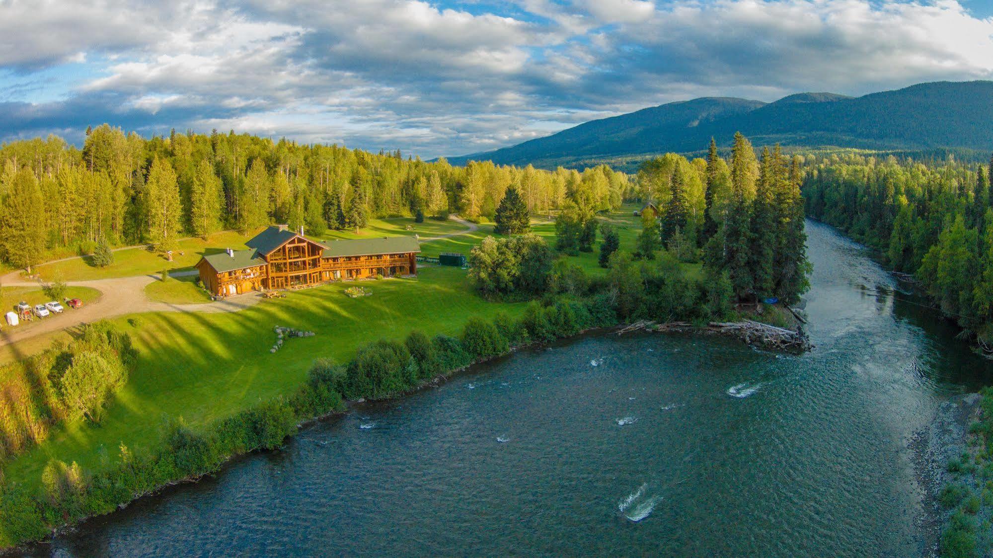 Bear Claw Lodge Kispiox Exterior photo